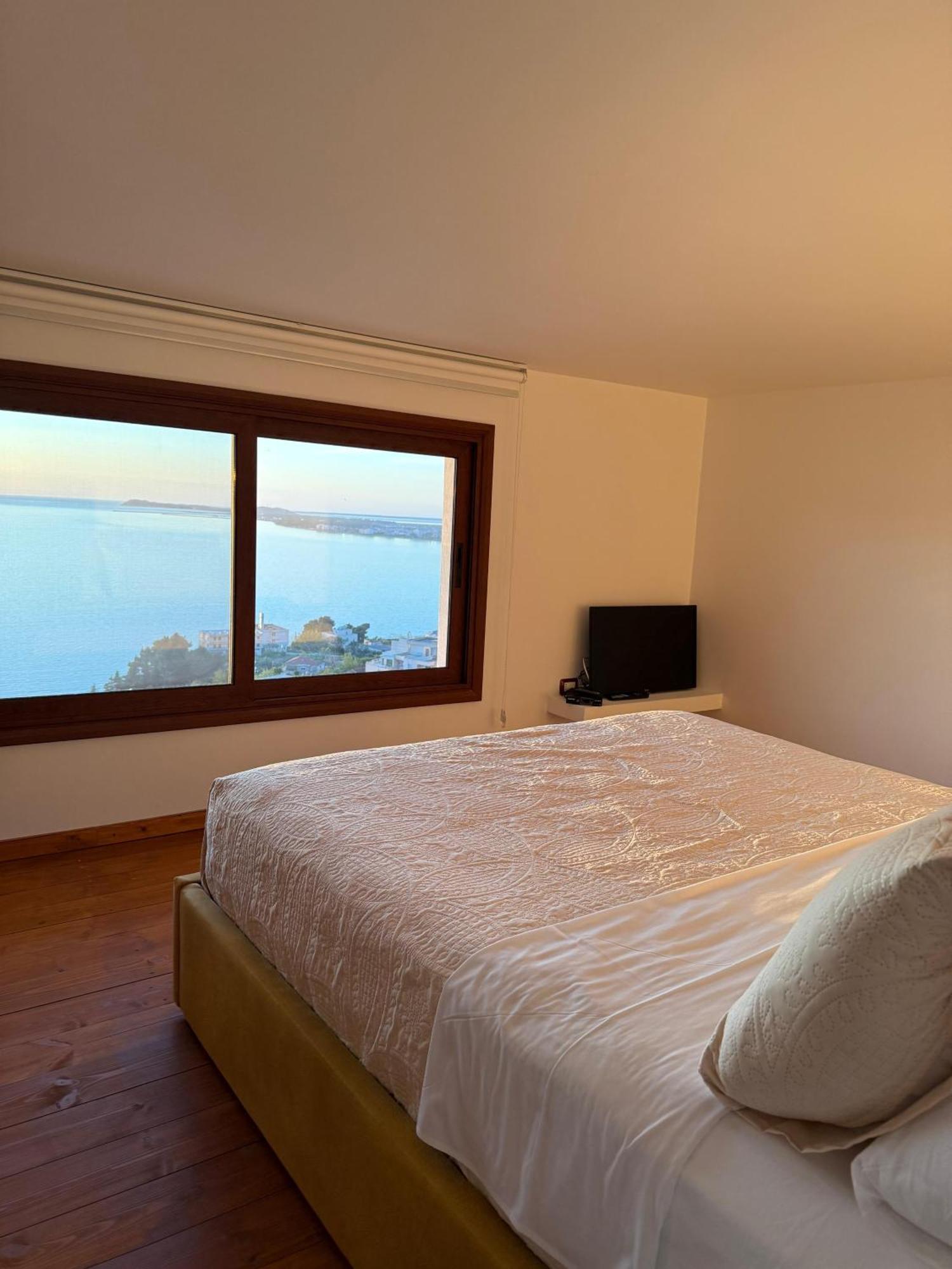 Apartament Dena *